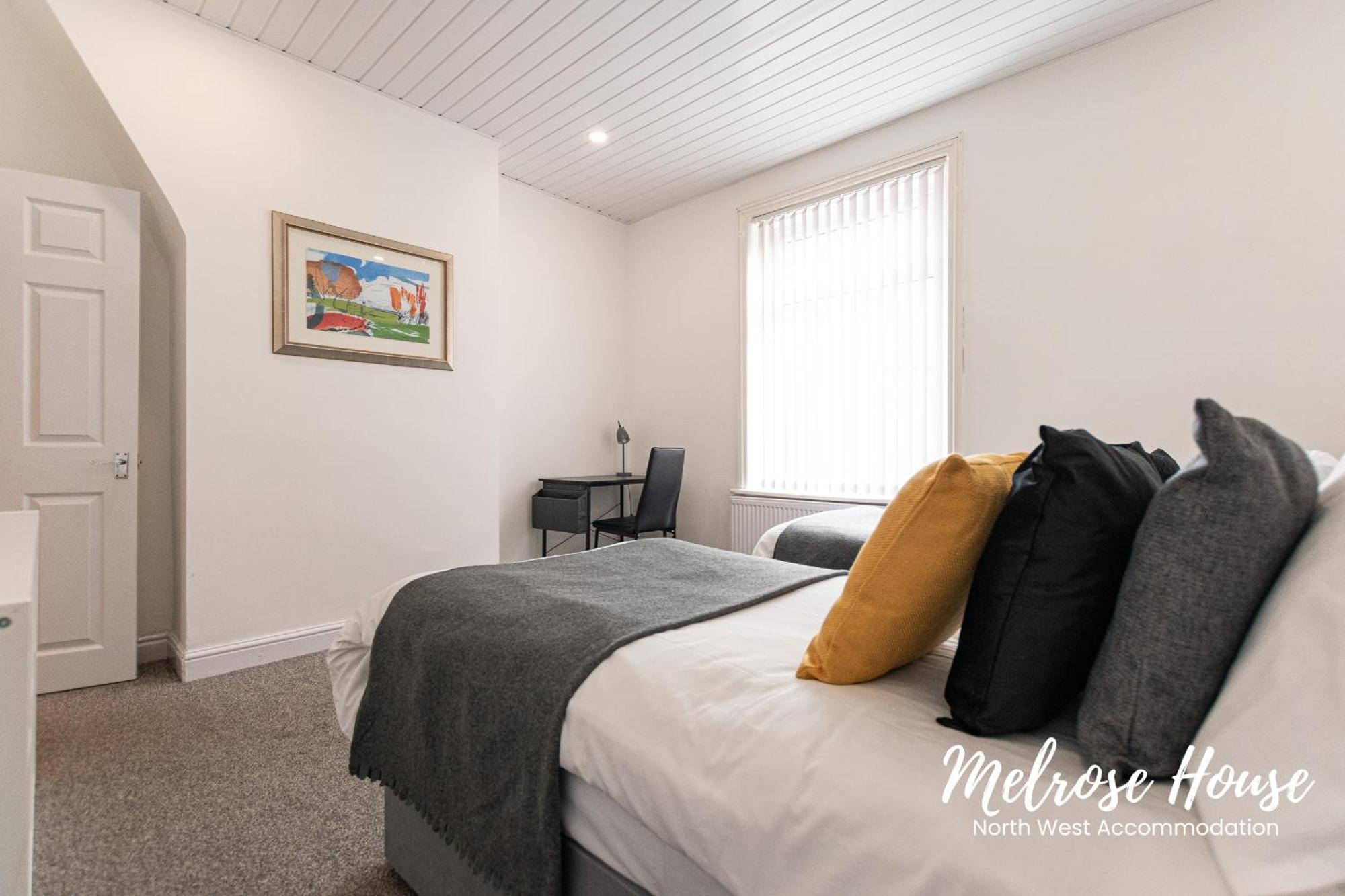 Manchester Work Stays 2Br Home With Parking & Wifi Εξωτερικό φωτογραφία