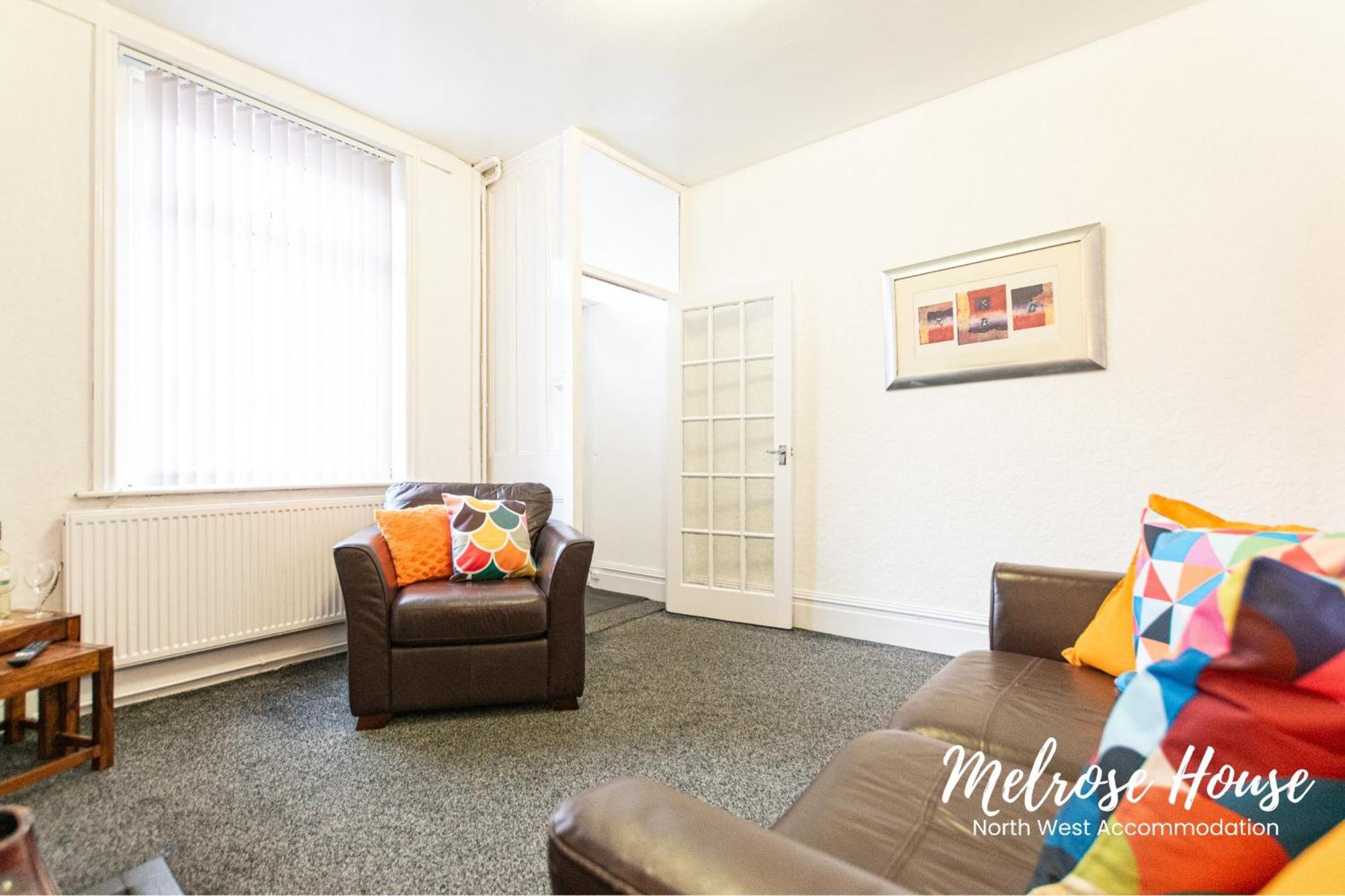 Manchester Work Stays 2Br Home With Parking & Wifi Εξωτερικό φωτογραφία