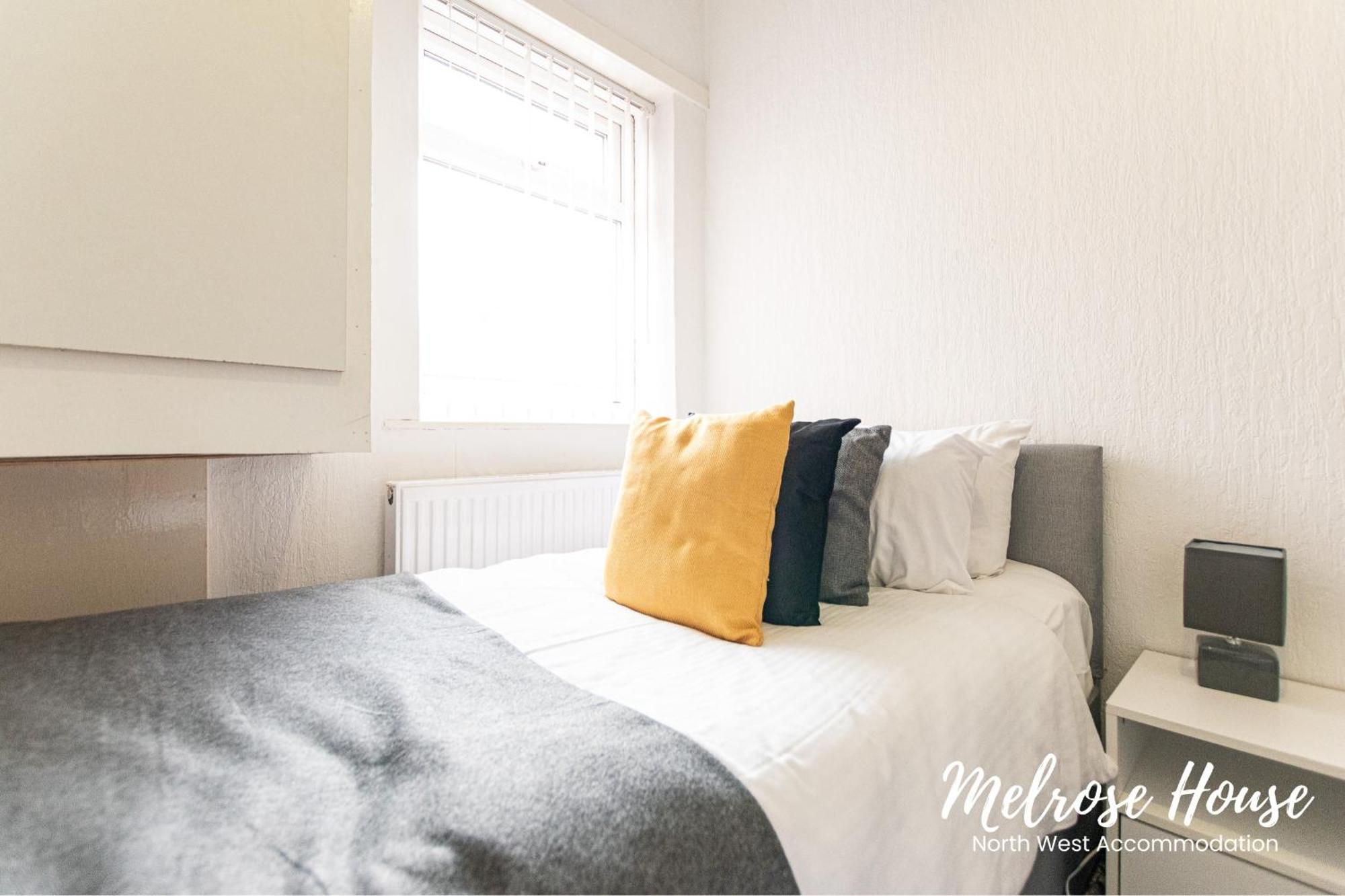Manchester Work Stays 2Br Home With Parking & Wifi Εξωτερικό φωτογραφία