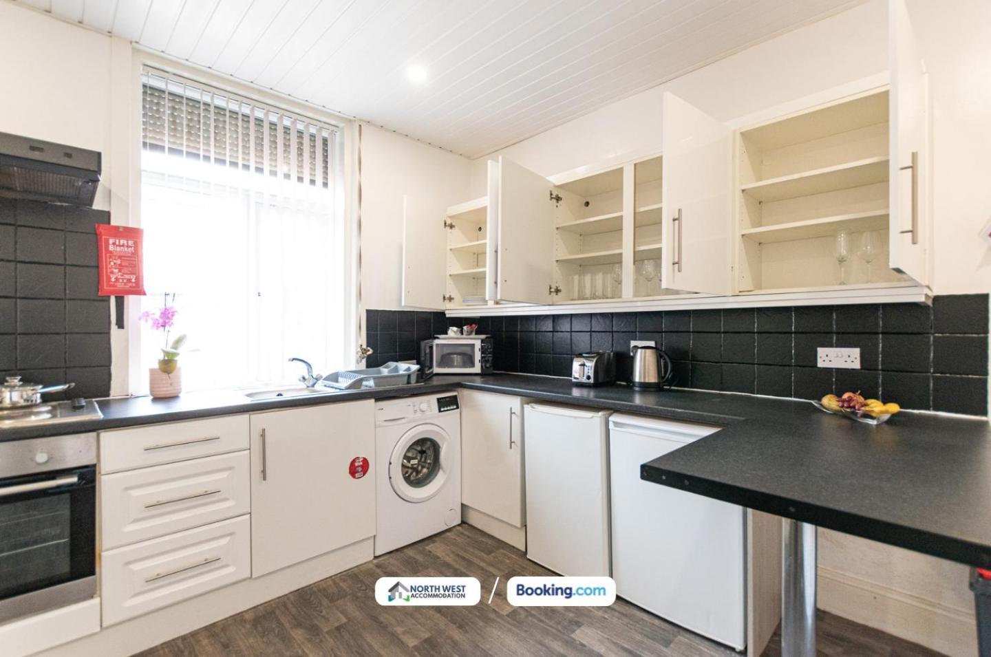 Manchester Work Stays 2Br Home With Parking & Wifi Εξωτερικό φωτογραφία