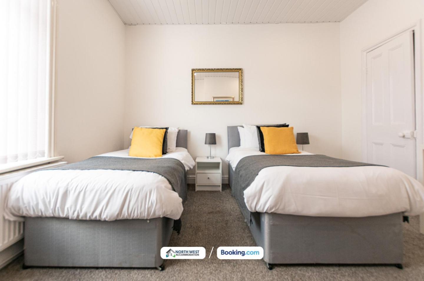 Manchester Work Stays 2Br Home With Parking & Wifi Εξωτερικό φωτογραφία